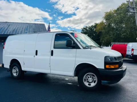 More photos of 2023 CHEVROLET EXPRESS G2500 at Northwest Indiana Auto Outlet, IN