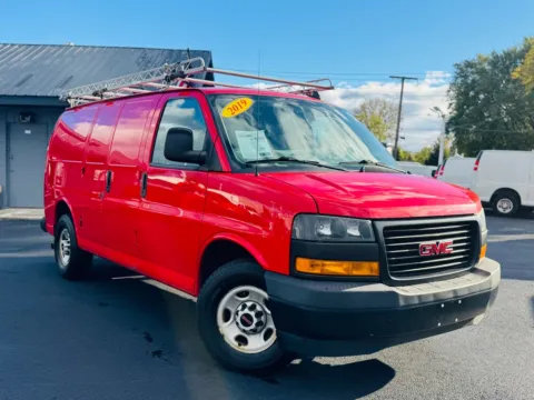 More photos of 2019 GMC SAVANA 3500 at Northwest Indiana Auto Outlet, IN