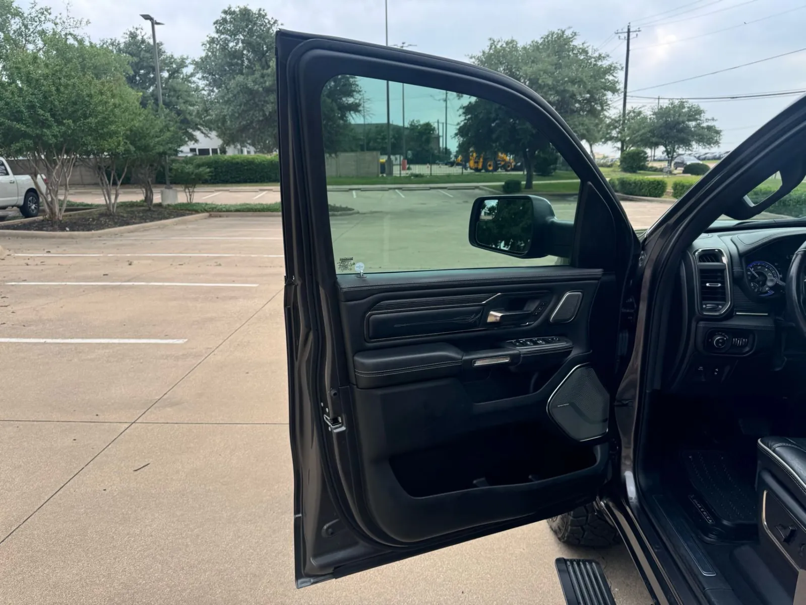 2019 RAM Ram 1500 Pickup Limited - Photo 12