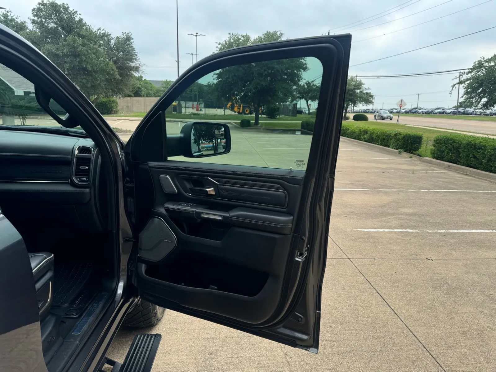 2019 RAM Ram 1500 Pickup Limited - Photo 17