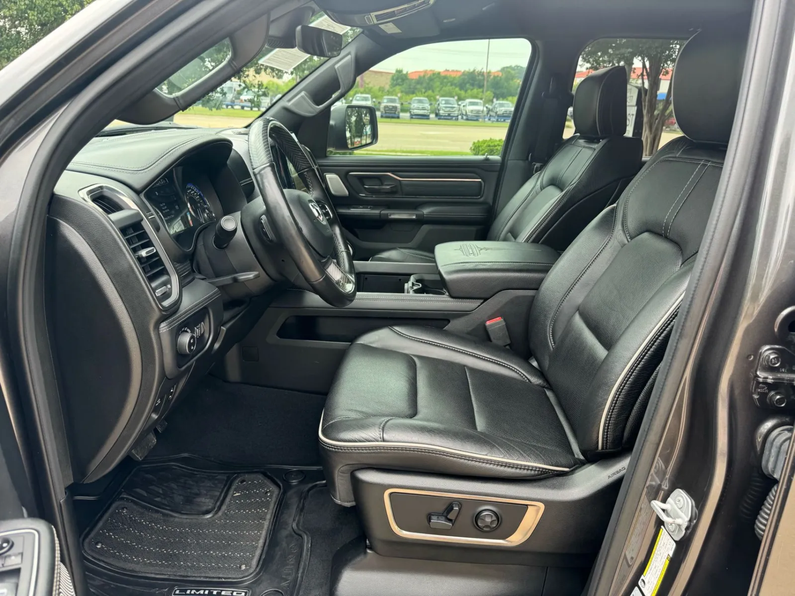 2019 RAM Ram 1500 Pickup Limited - Photo 15