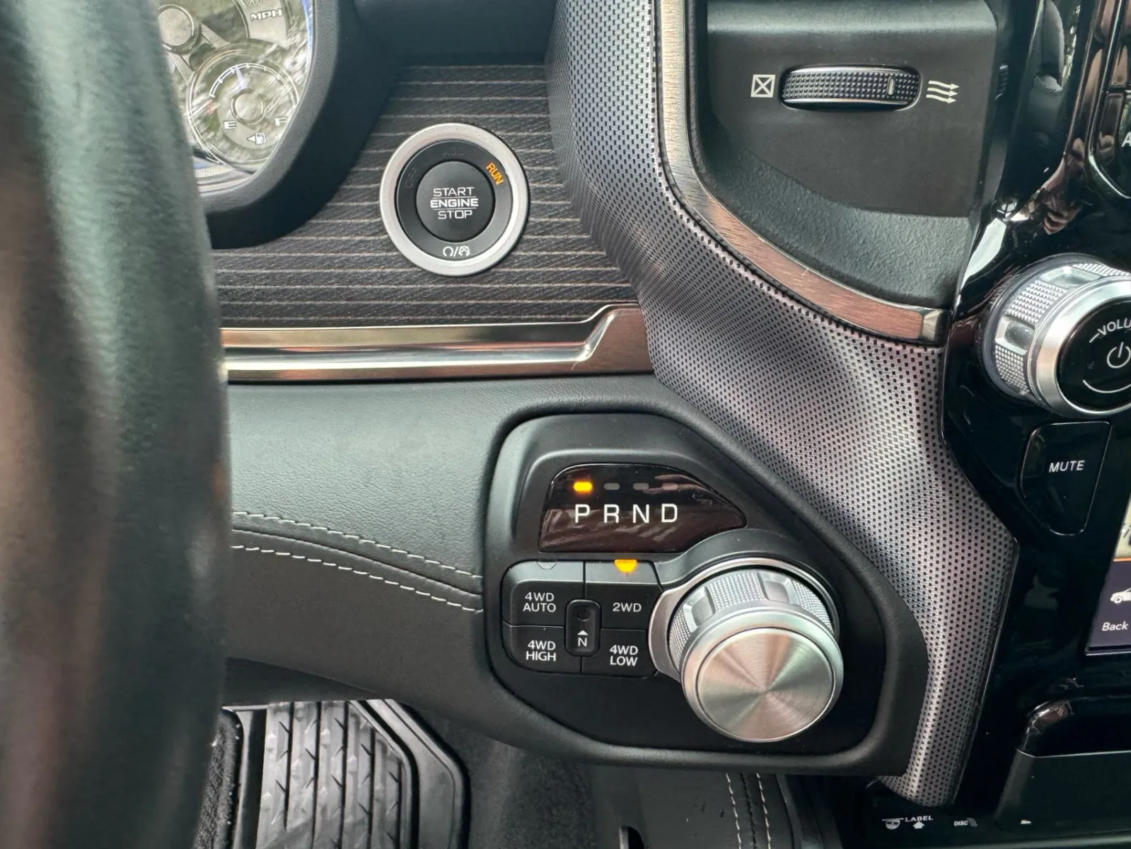 2019 RAM Ram 1500 Pickup Limited - Photo 26