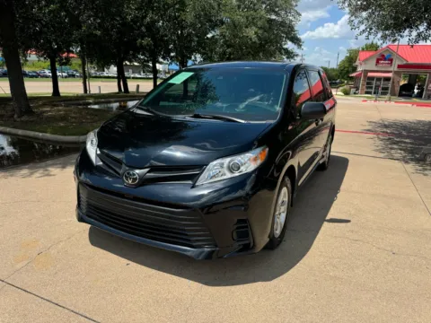 Black 2020 TOYOTA SIENNA L 7-PASSENGER for sale in Fort Worth, TX