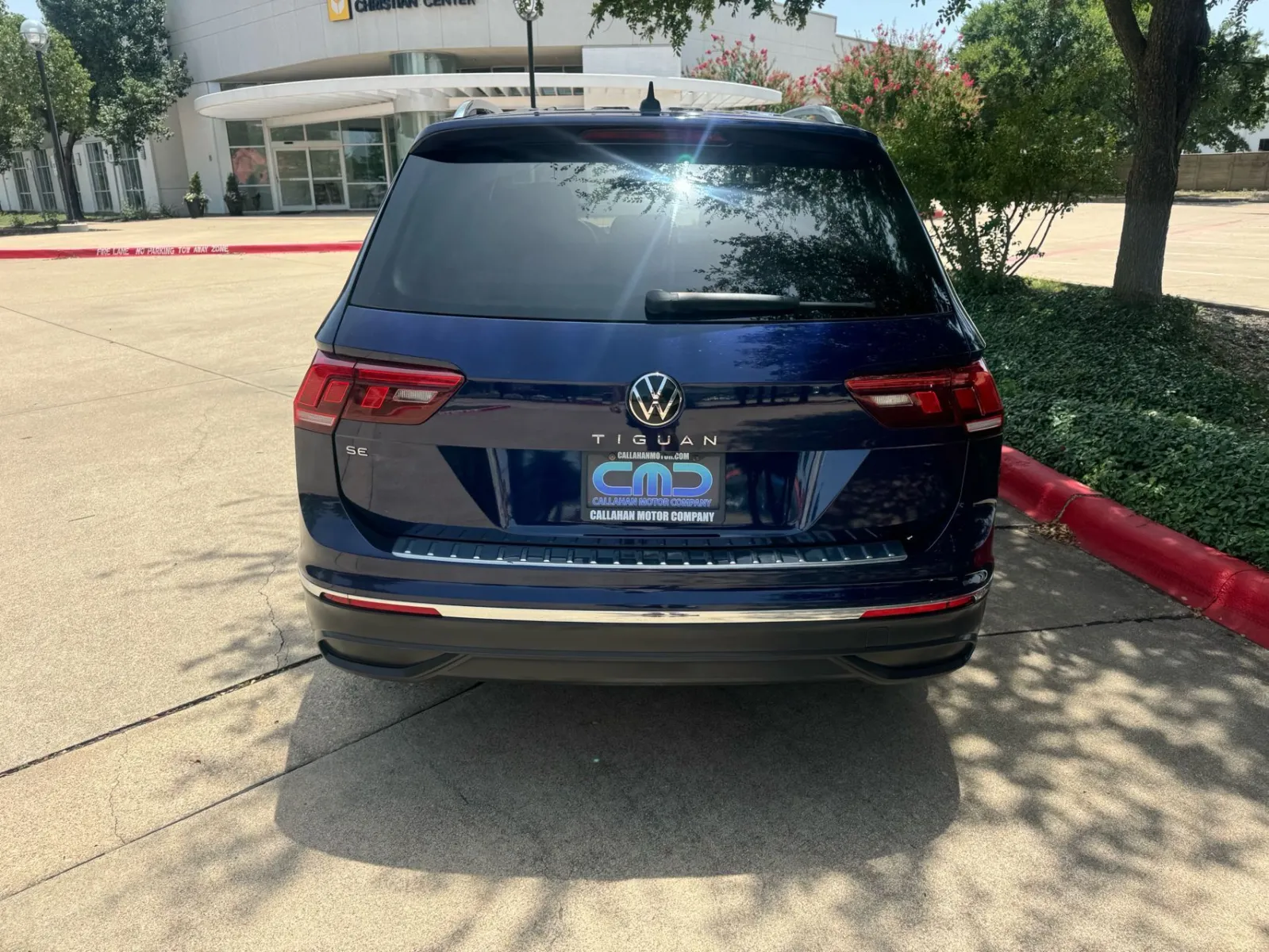 2022 Volkswagen Tiguan SE - Photo 7