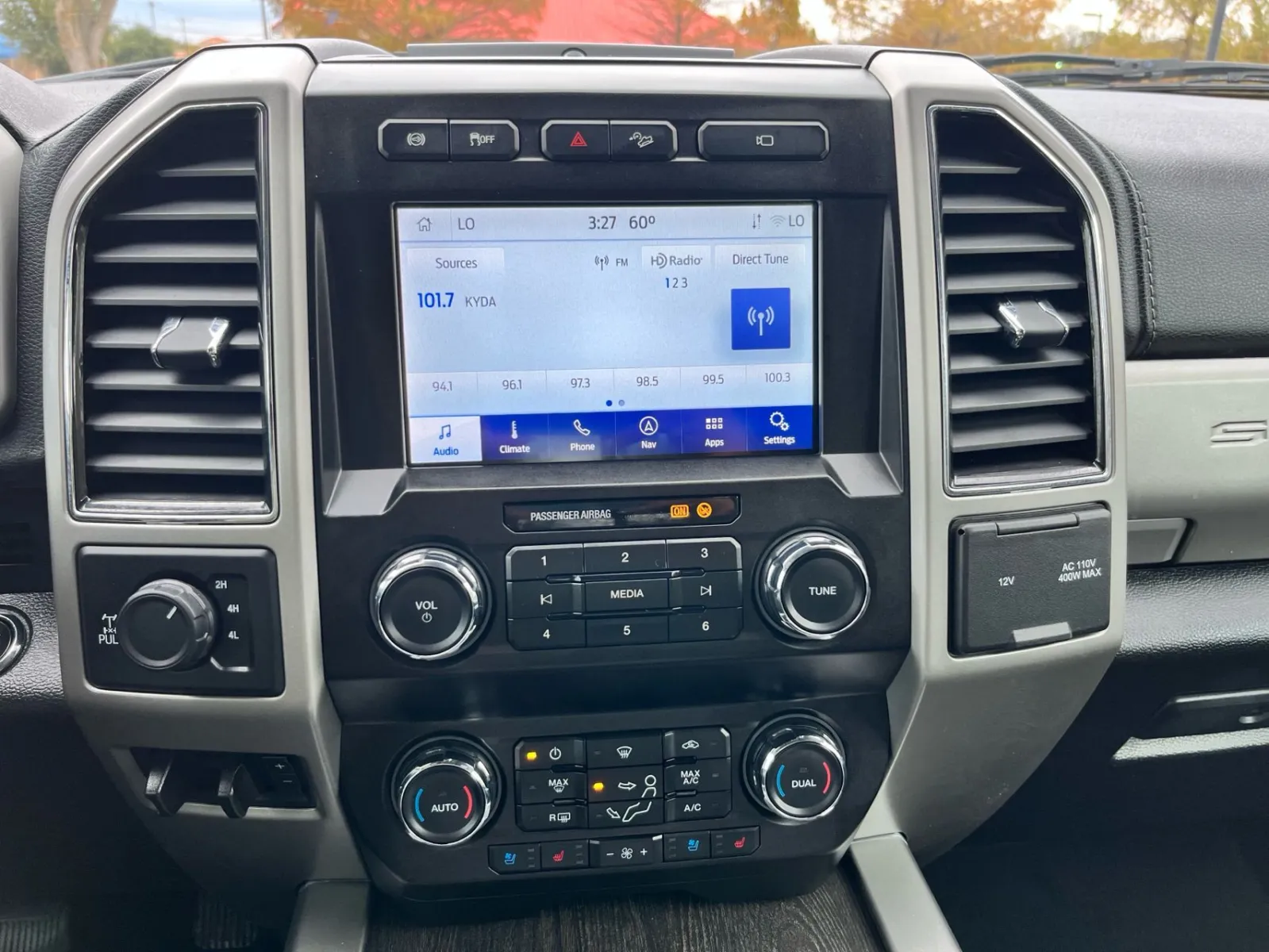 2021 Ford F-350 Super Duty Lariat - Photo 28