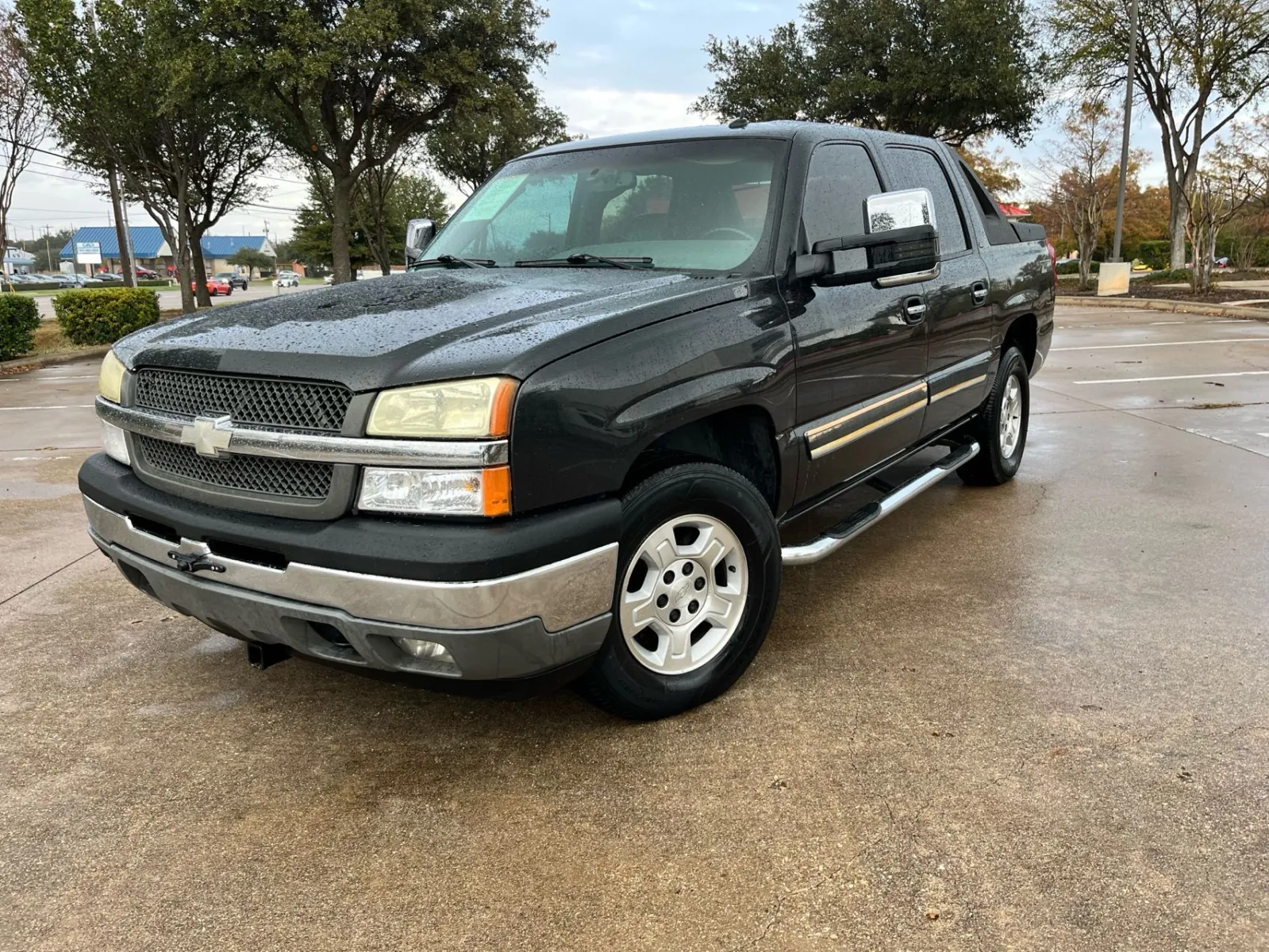 Black 2005 CHEVROLET AVALANCHE Z66 for sale in Fort Worth, TX