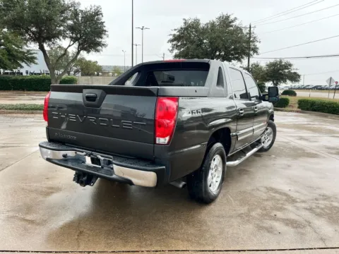 More photos of 2005 CHEVROLET AVALANCHE Z66 at Callahan Motor Company, TX