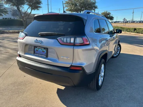 More photos of 2019 JEEP CHEROKEE LATITUDE at Callahan Motor Company, TX