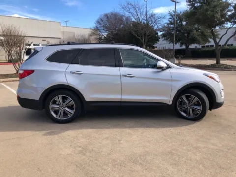 More photos of 2015 HYUNDAI SANTA FE GLS at Callahan Motor Company, TX