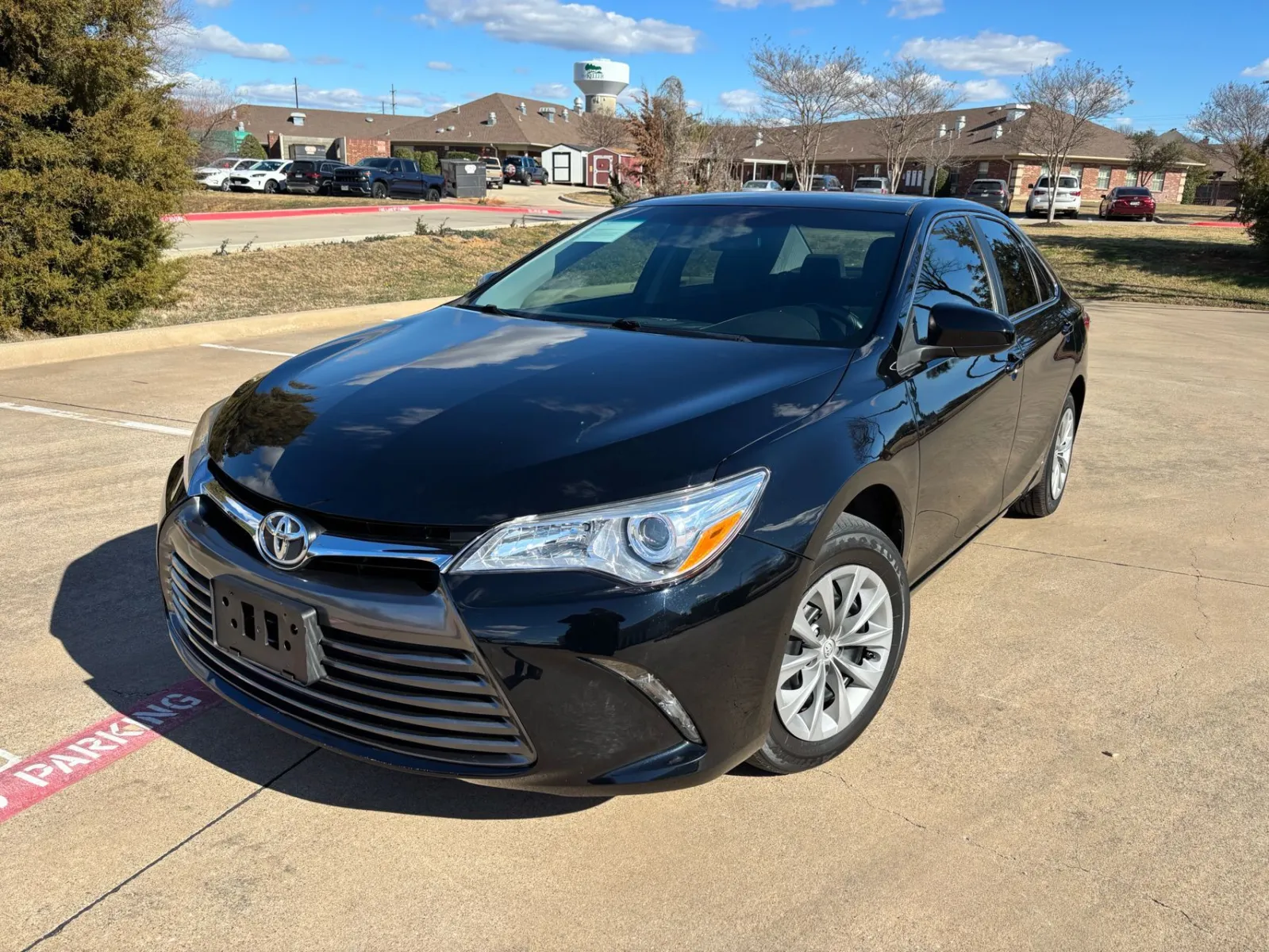 Black 2017 TOYOTA CAMRY LE for sale in Fort Worth, TX