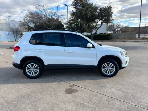 More photos of 2017 VOLKSWAGEN TIGUAN 2.0T LIMITED S at Callahan Motor Company, TX