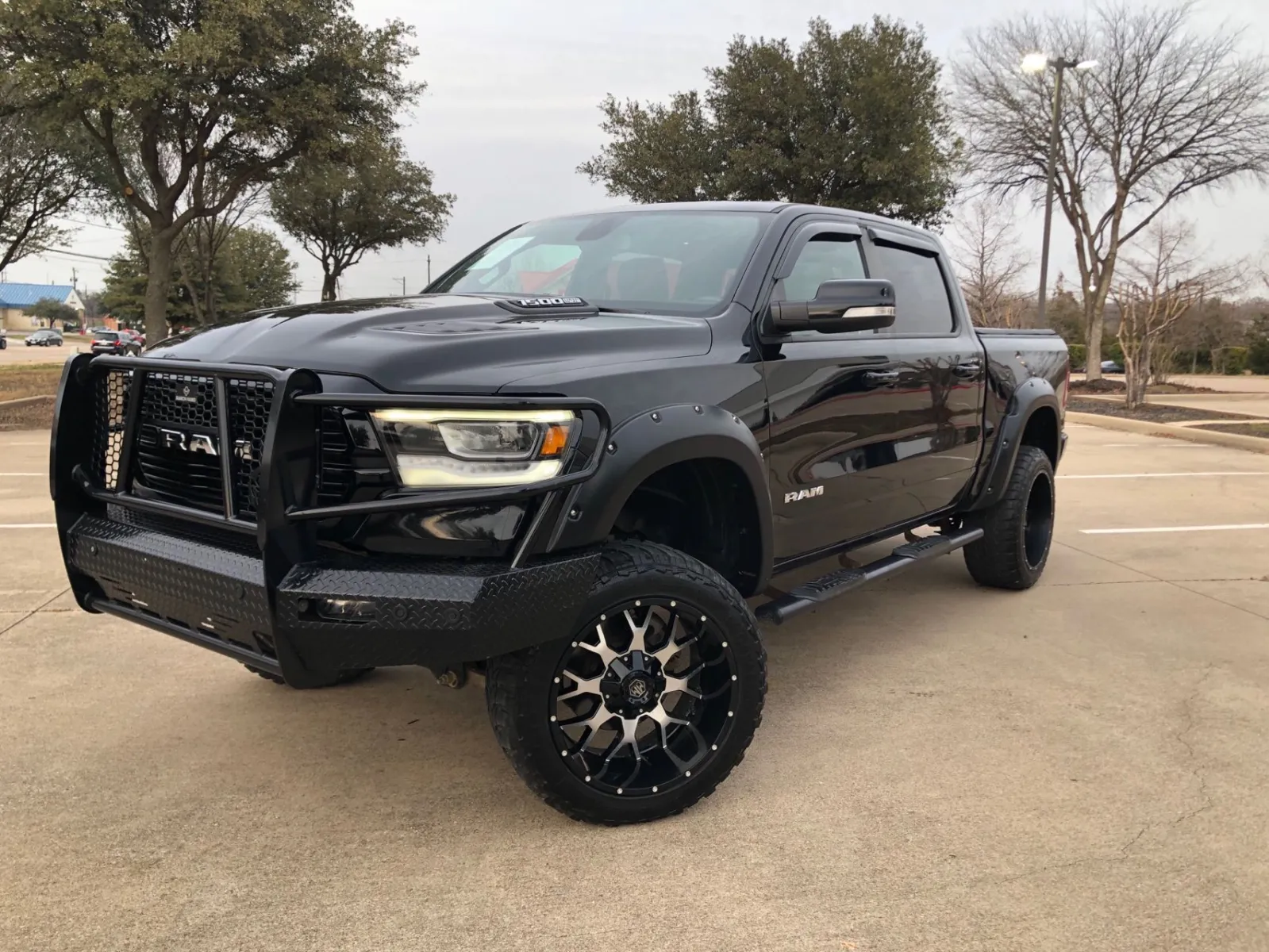 Black 2020 RAM 1500 LARAMIE for sale in Fort Worth, TX
