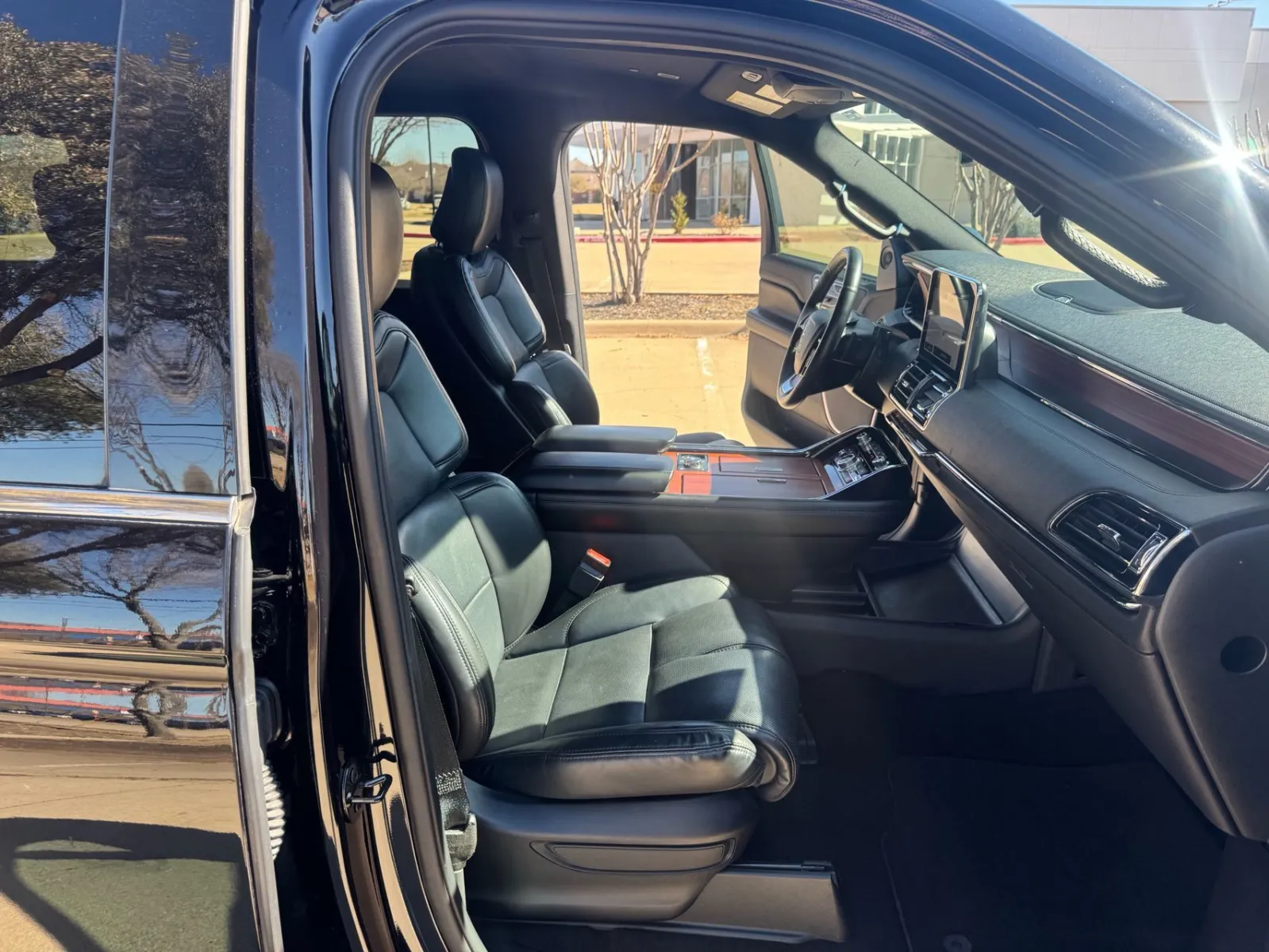 2020 Lincoln Navigator Base - Photo 17