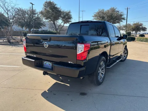 More photos of 2018 NISSAN TITAN SL at Callahan Motor Company, TX