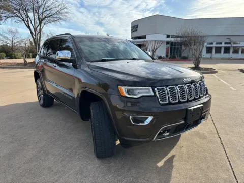 Another view of 2017 JEEP GRAND CHEROKEE OVERLAND 4X4 for sale in Fort Worth, TX at Callahan Motor Company
