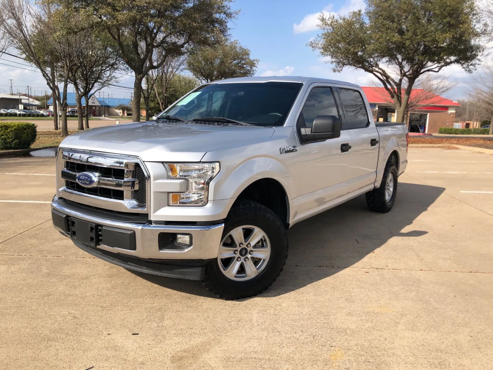 Silver 2017 FORD F-150 XLT for sale in Fort Worth, TX