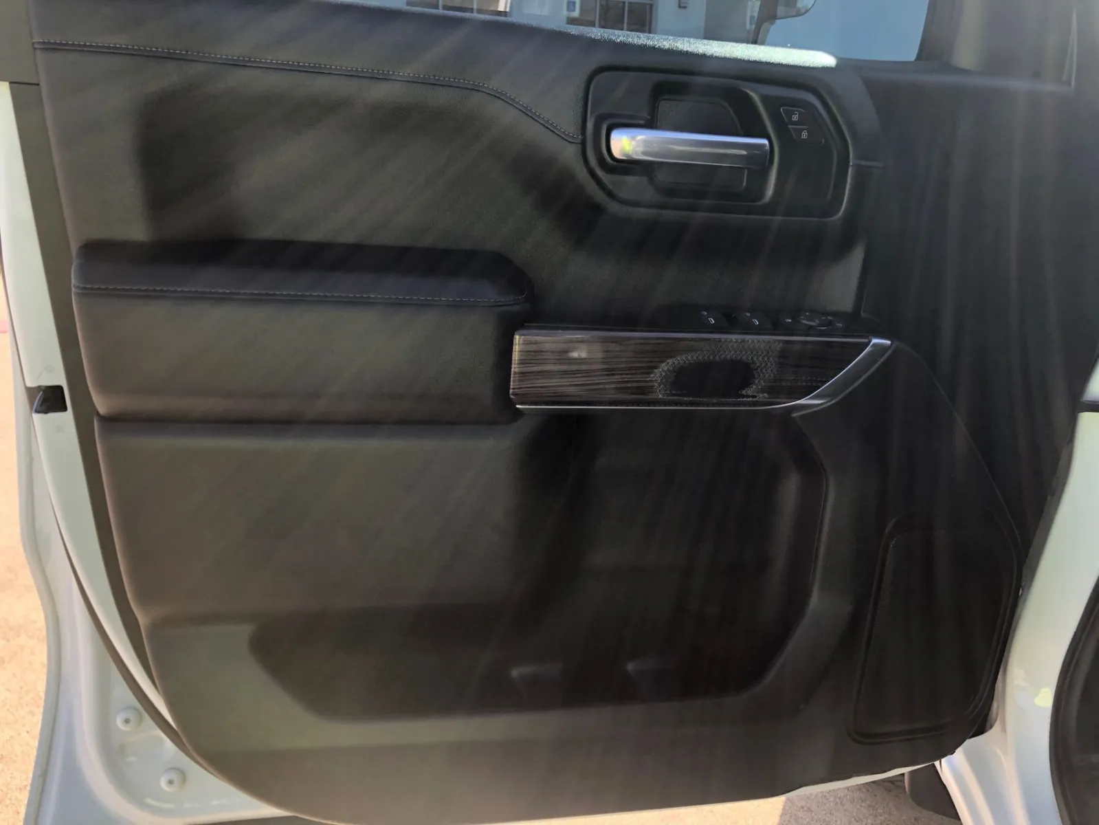 2020 Chevrolet Silverado 1500 LT - Photo 15
