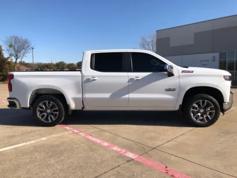 More photos of 2020 CHEVROLET SILVERADO 1500 LT at Callahan Motor Company, TX