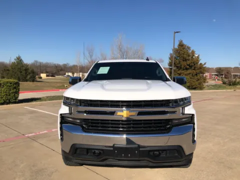 Another view of 2020 CHEVROLET SILVERADO 1500 LT for sale in Fort Worth, TX at Callahan Motor Company