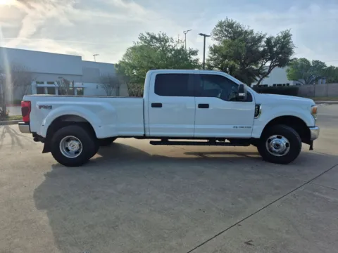 More photos of 2022 FORD F-350 SUPER DUT XL at Callahan Motor Company, TX