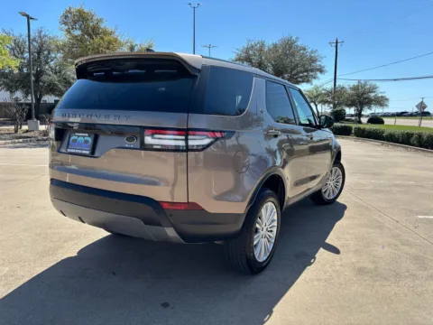 More photos of 2017 LAND ROVER DISCOVERY SE at Callahan Motor Company, TX