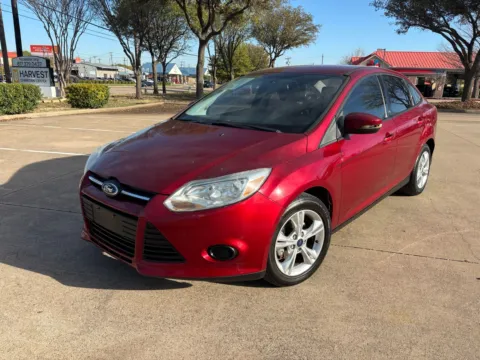 Red 2013 FORD FOCUS SE for sale in Fort Worth, TX