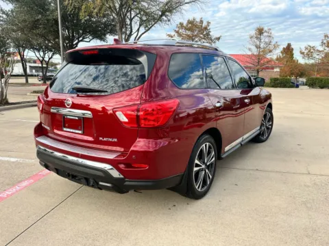 More photos of 2020 NISSAN PATHFINDER PLATINUM at Callahan Motor Company, TX