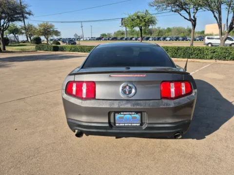 More photos of 2011 FORD MUSTANG V6 at Callahan Motor Company, TX