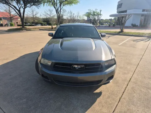 Gray 2011 FORD MUSTANG V6 for sale in Fort Worth, TX
