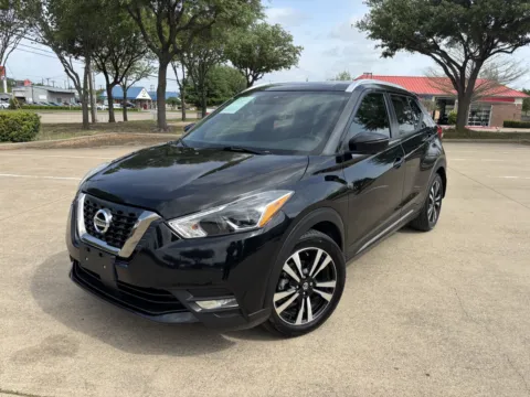 Black 2020 NISSAN KICKS SR for sale in Fort Worth, TX