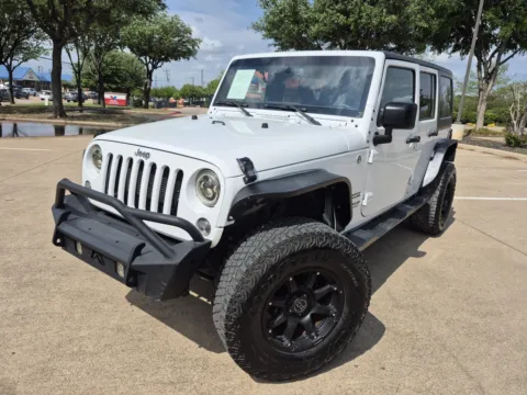 White 2015 JEEP WRANGLER UNLIMI SPORT for sale in Fort Worth, TX