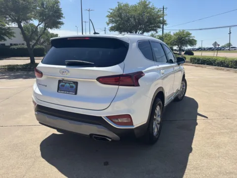 More photos of 2019 HYUNDAI SANTA FE SE 2.4L at Callahan Motor Company, TX