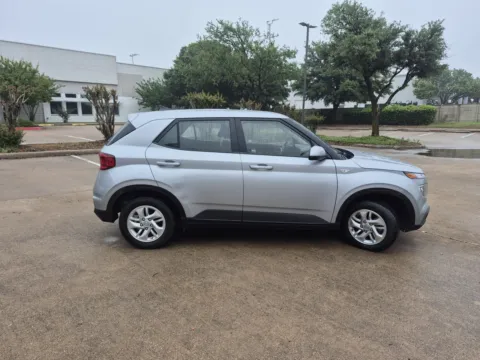 More photos of 2021 HYUNDAI VENUE SE IVT at Callahan Motor Company, TX
