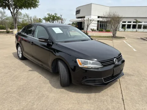 Another view of 2014 VOLKSWAGEN JETTA SE for sale in Fort Worth, TX at Callahan Motor Company