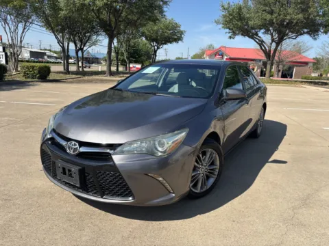 Gray 2016 TOYOTA CAMRY SE for sale in Fort Worth, TX