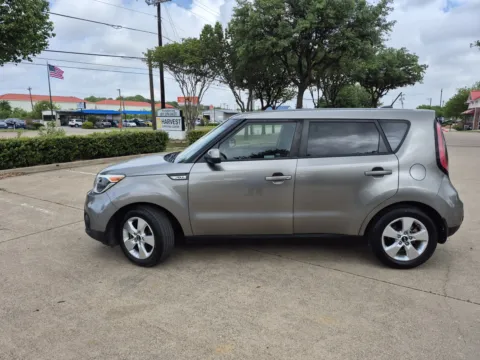 Photos of 2019 KIA SOUL BASE for sale in Fort Worth, TX at Callahan Motor Company