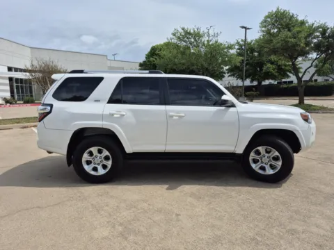 More photos of 2019 TOYOTA 4RUNNER SR5 at Callahan Motor Company, TX