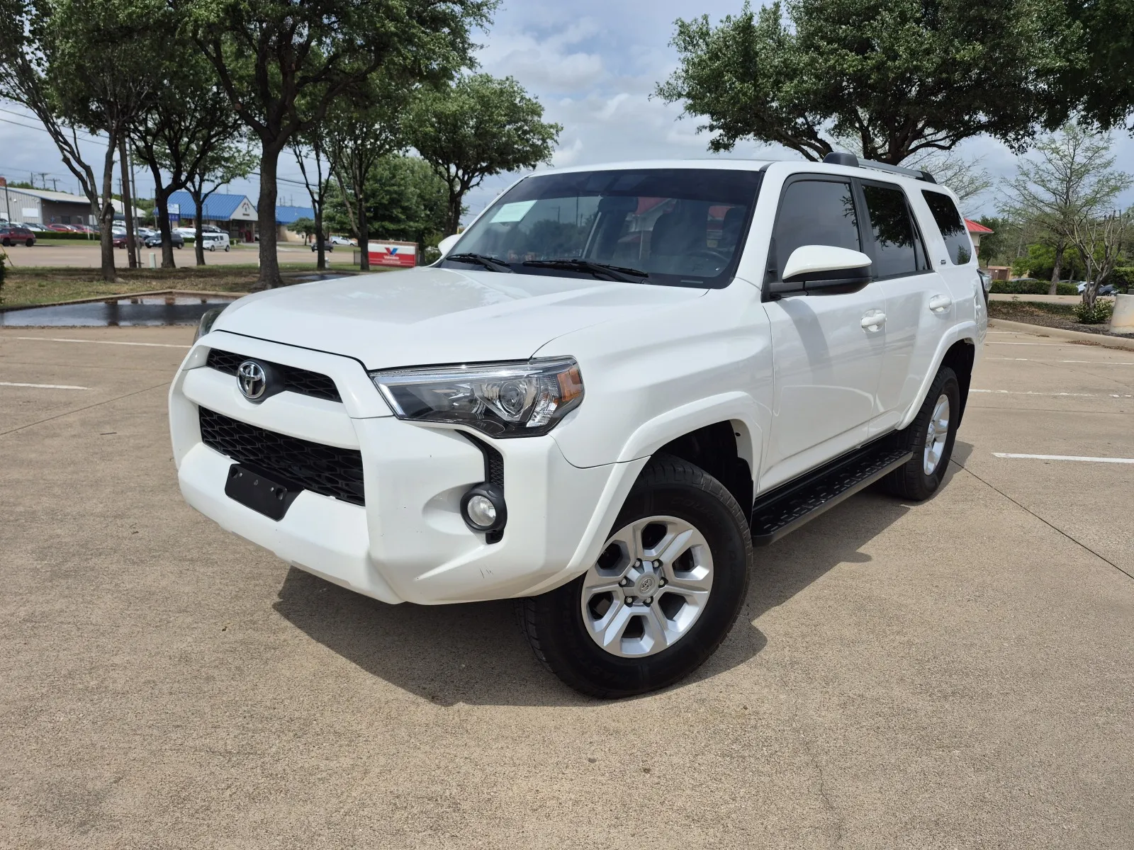 White 2019 TOYOTA 4RUNNER SR5 for sale in Fort Worth, TX