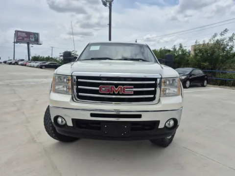Another view of 2013 GMC SIERRA 1500 SLE for sale in Fort Worth, TX at Callahan Motor Company