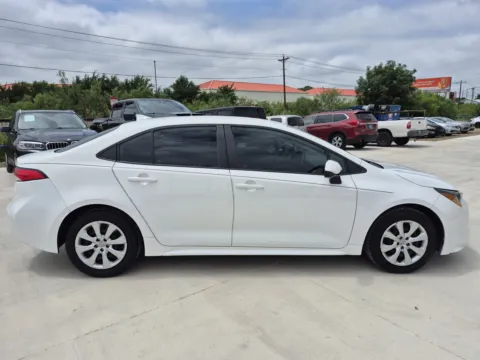 More photos of 2020 TOYOTA COROLLA LE at Callahan Motor Company, TX