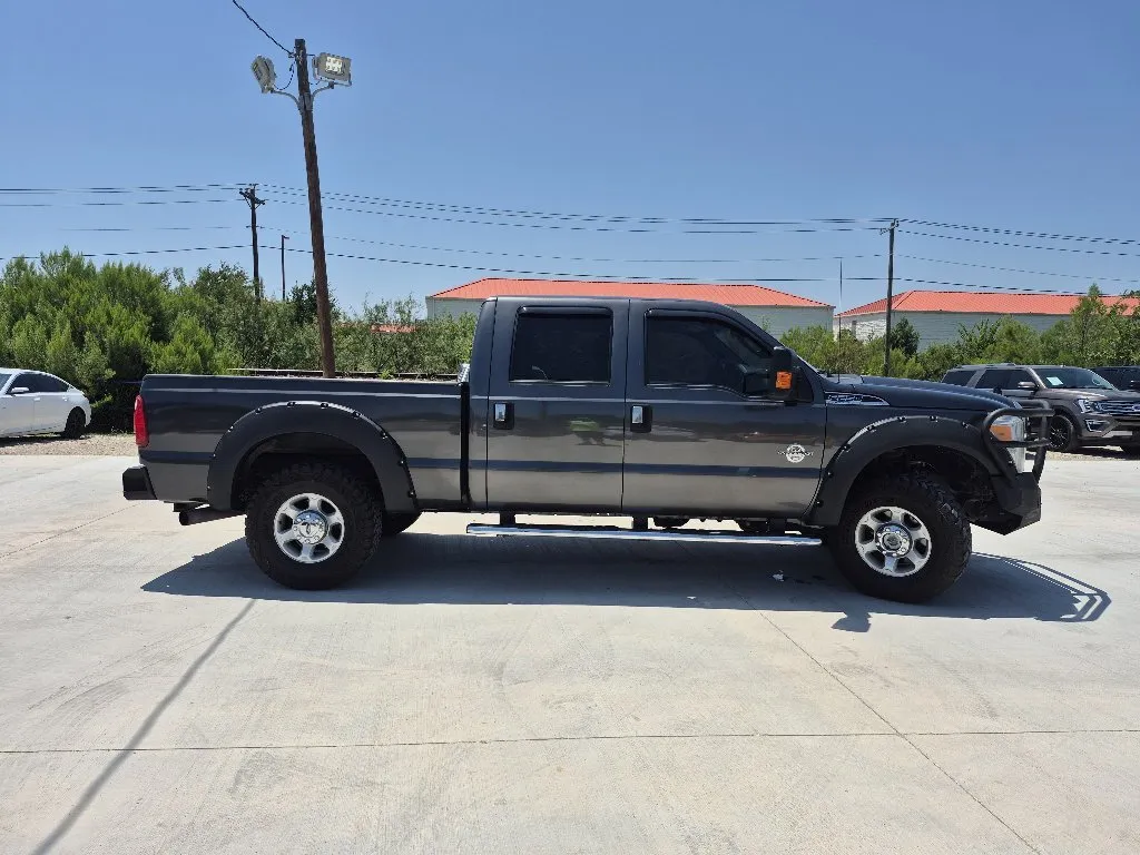 More photos of 2016 FORD F-250 SUPER DUT XLT at Callahan Motor Company, TX