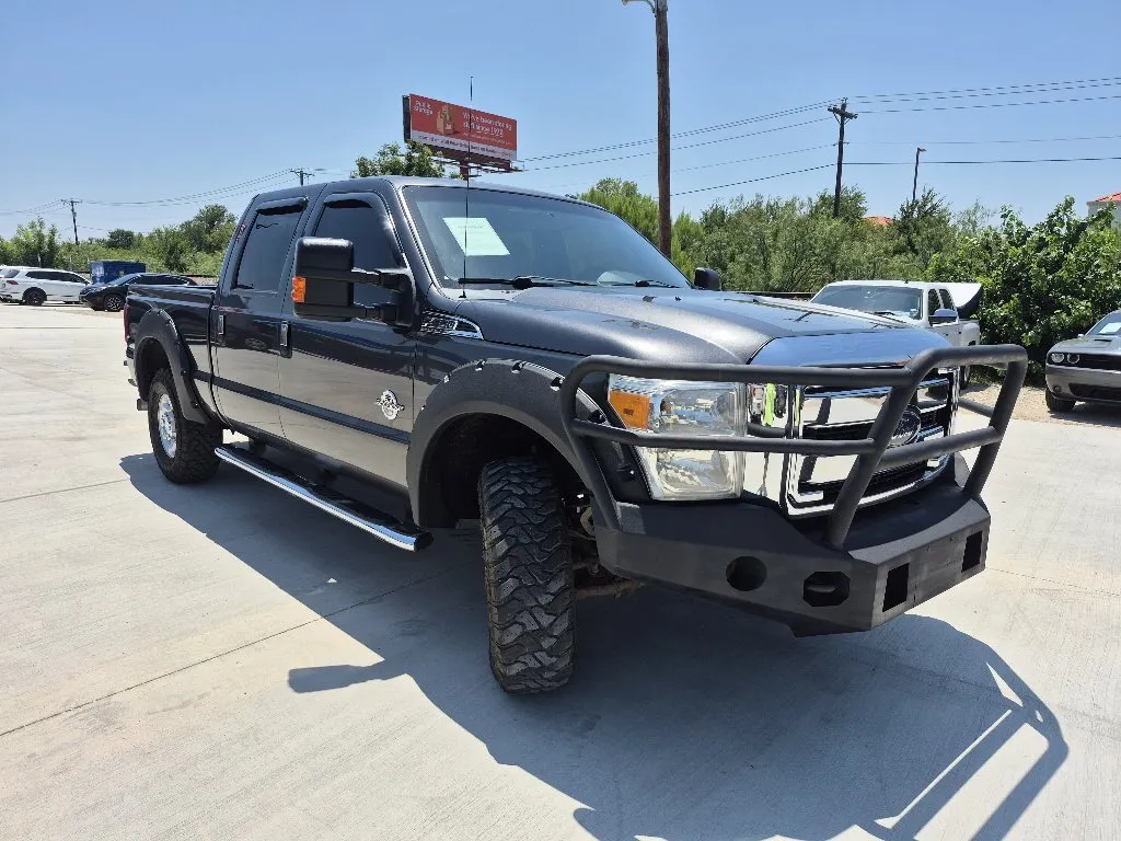 More photos of 2016 FORD F-250 SUPER DUT XLT at Callahan Motor Company, TX