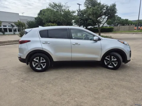 More photos of 2020 KIA SPORTAGE LX at Callahan Motor Company, TX