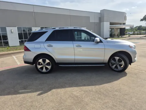 More photos of 2019 MERCEDES-BENZ GLE 400 4MATIC at Callahan Motor Company, TX