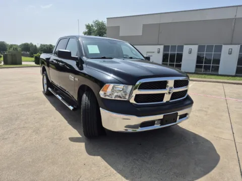 More photos of 2017 RAM 1500 SLT at Callahan Motor Company, TX