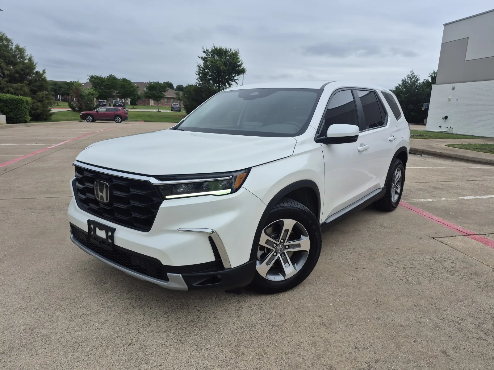 White 2023 HONDA PILOT EX-L W/REAR CAPTAIN'S CHAIRS for sale in Fort Worth, TX