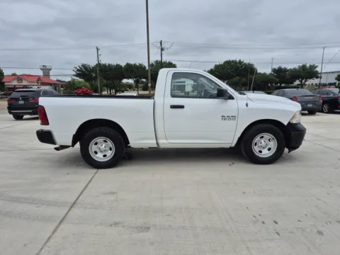 More photos of 2013 RAM 1500 SLT at Callahan Motor Company, TX