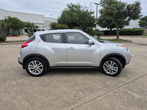 More photos of 2013 NISSAN JUKE S at Callahan Motor Company, TX