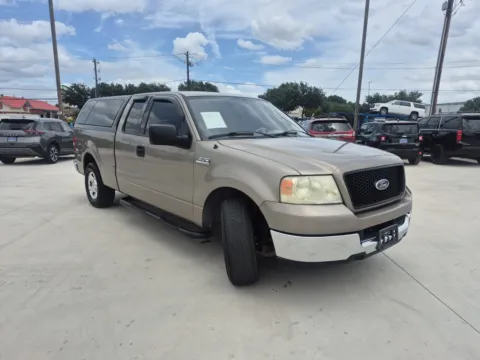 More photos of 2004 FORD F-150 XLT at Callahan Motor Company, TX