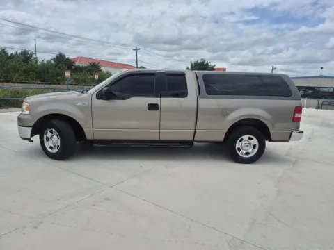 Photos of 2004 FORD F-150 XLT for sale in Fort Worth, TX at Callahan Motor Company
